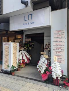 LIT GYM��CAFE