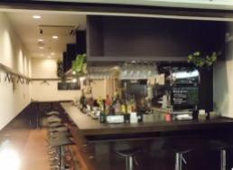 元、カレーショップ　→　現況、イタリアンバール