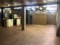 鶴橋駅（ＪＲと地下鉄乗換通路付く）前！！元麻雀店！！