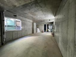 釣鐘町　1階／20坪　スケルトン