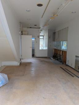 野田阪神駅前商店街店舗