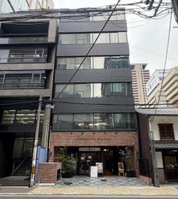 淀屋橋駅近く/共用部改修済みの1階奥区画・小規模サロン等に