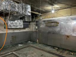 堺筋本町　B1階／86坪　居酒屋居抜き