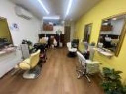 淡路駅　商店街の1階／9坪　ヘアサロン居抜き