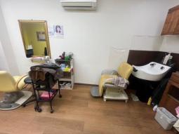 淡路駅　商店街の1階／9坪　ヘアサロン居抜き
